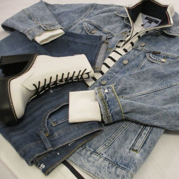 WRANGLER OVERSIZED JEAN JACKET – SIZE M – UNISEX - Picture 9 of 12